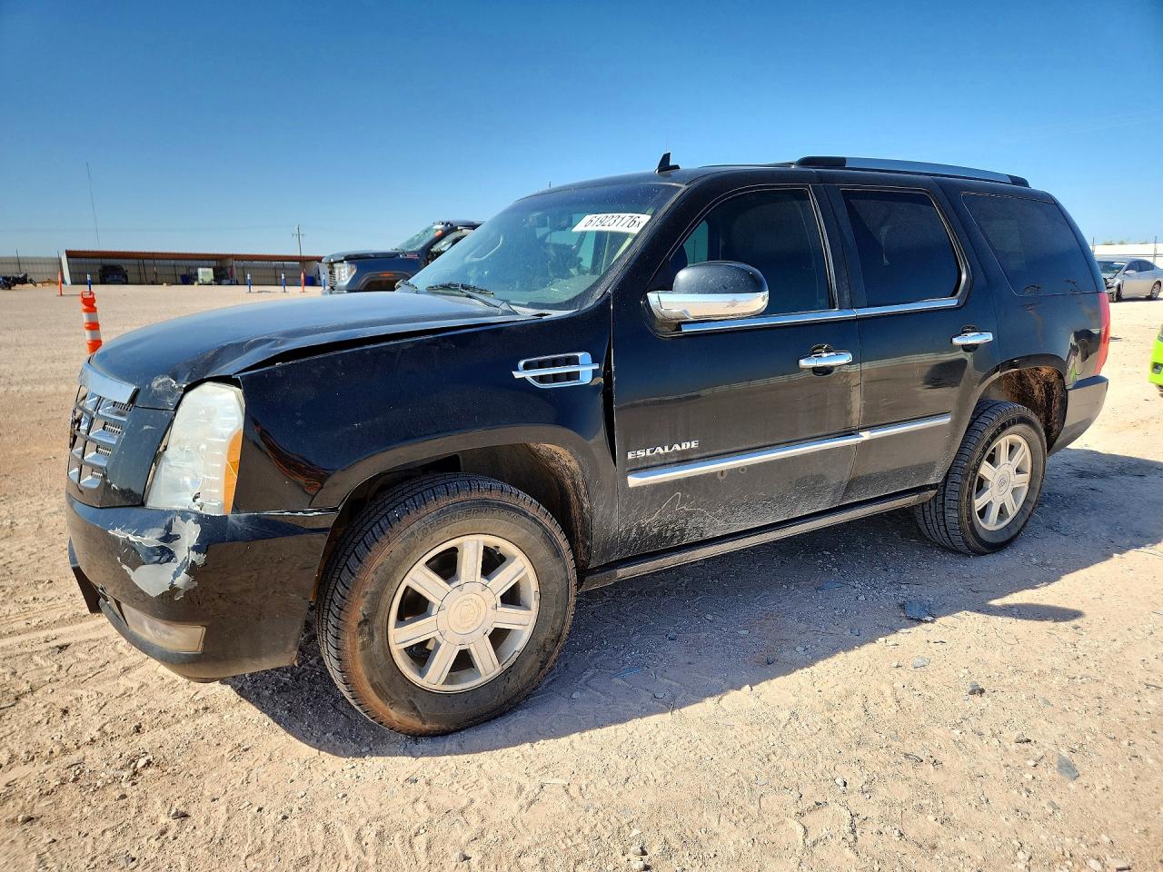 1GYS3CEF0BR184749 · 2011 CADILLAC ESCALADE