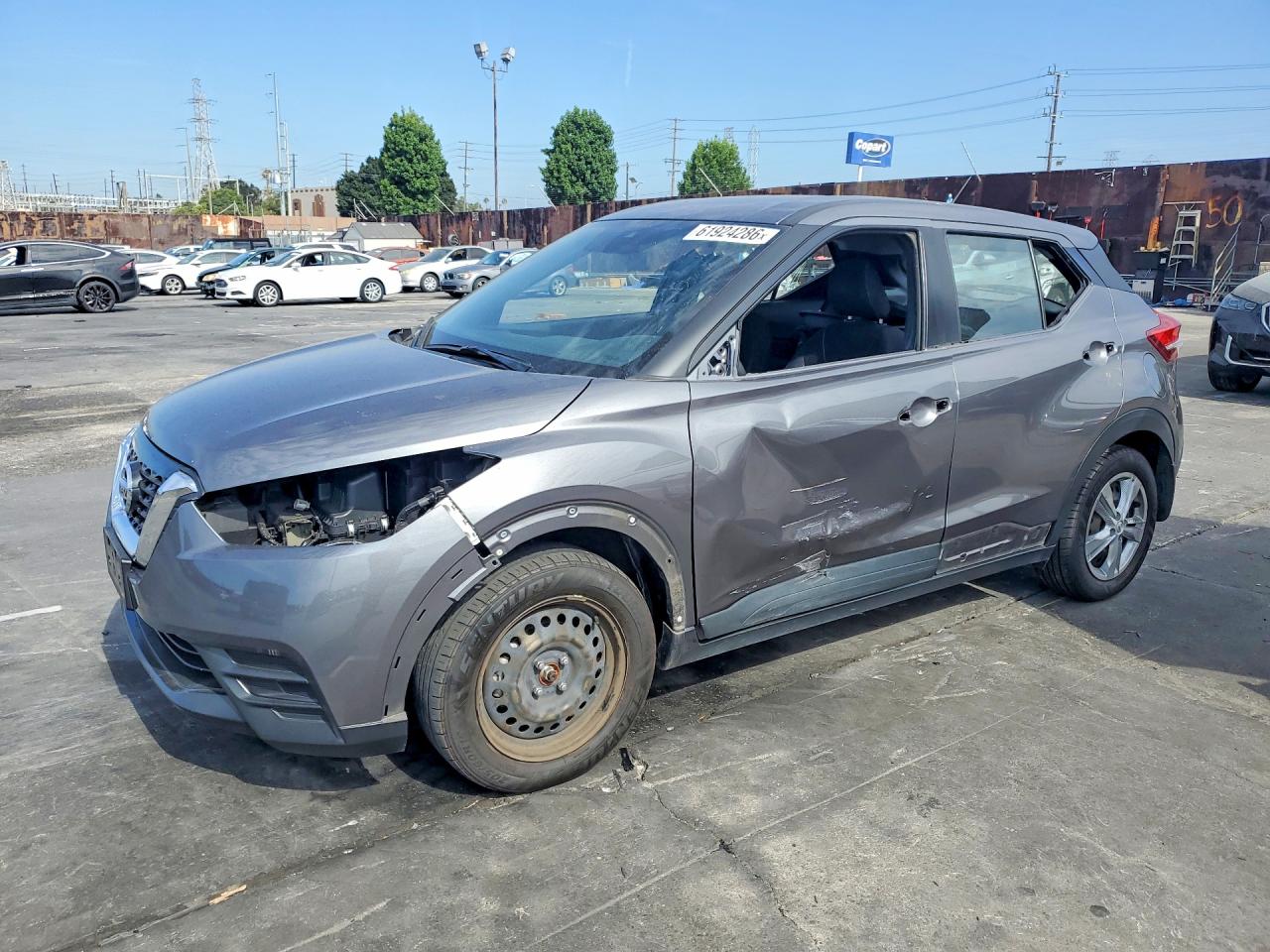 3N1CP5BV8LL574032 · 2020 NISSAN KICKS