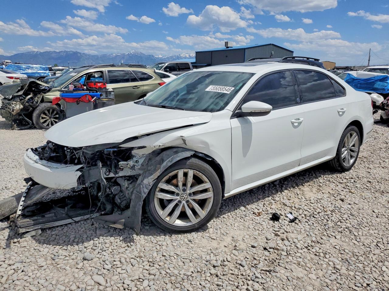 1VWLA7A38KC004968 · 2019 VOLKSWAGEN PASSAT