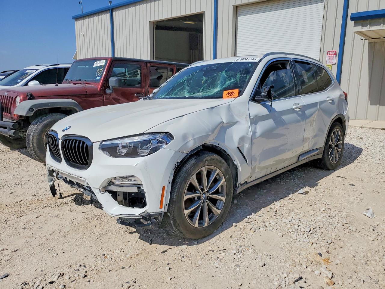 5UXTR7C56KLF29359 · 2019 BMW X3