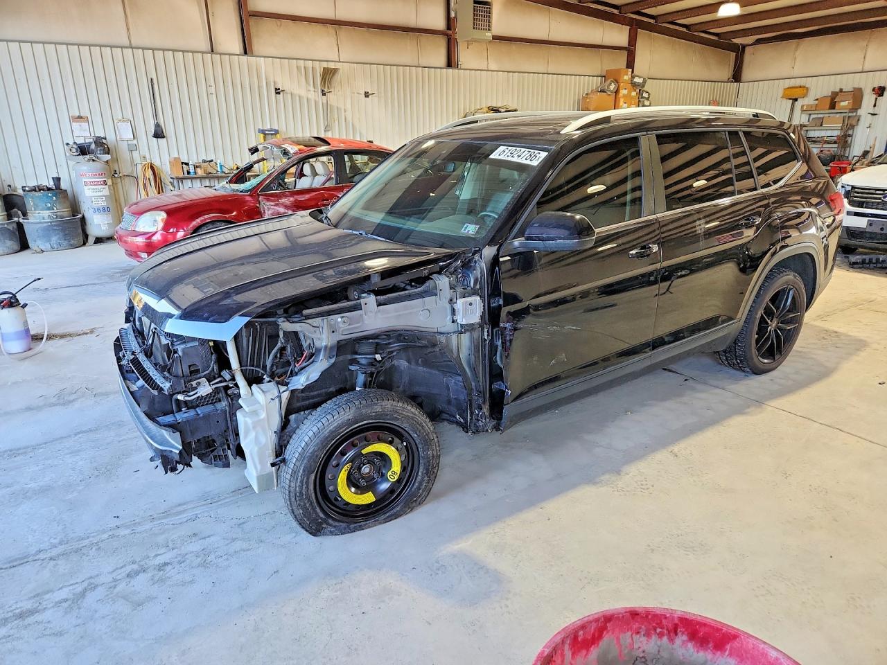 1V2UR2CA7KC598191 · 2019 VOLKSWAGEN ATLAS