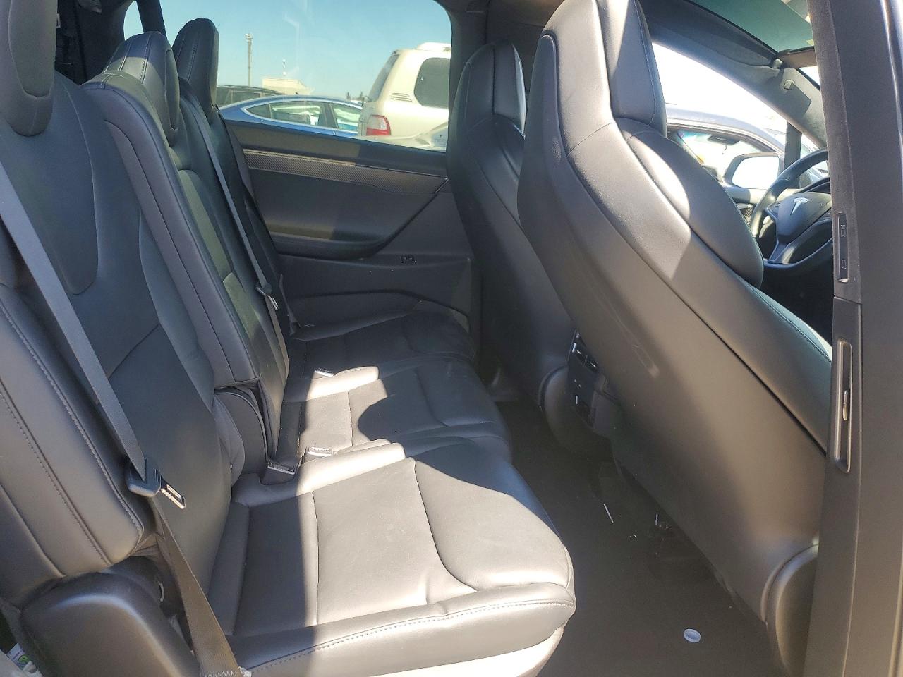 5YJXCAE29JF142761 · 2018 TESLA MODEL X · 11/13