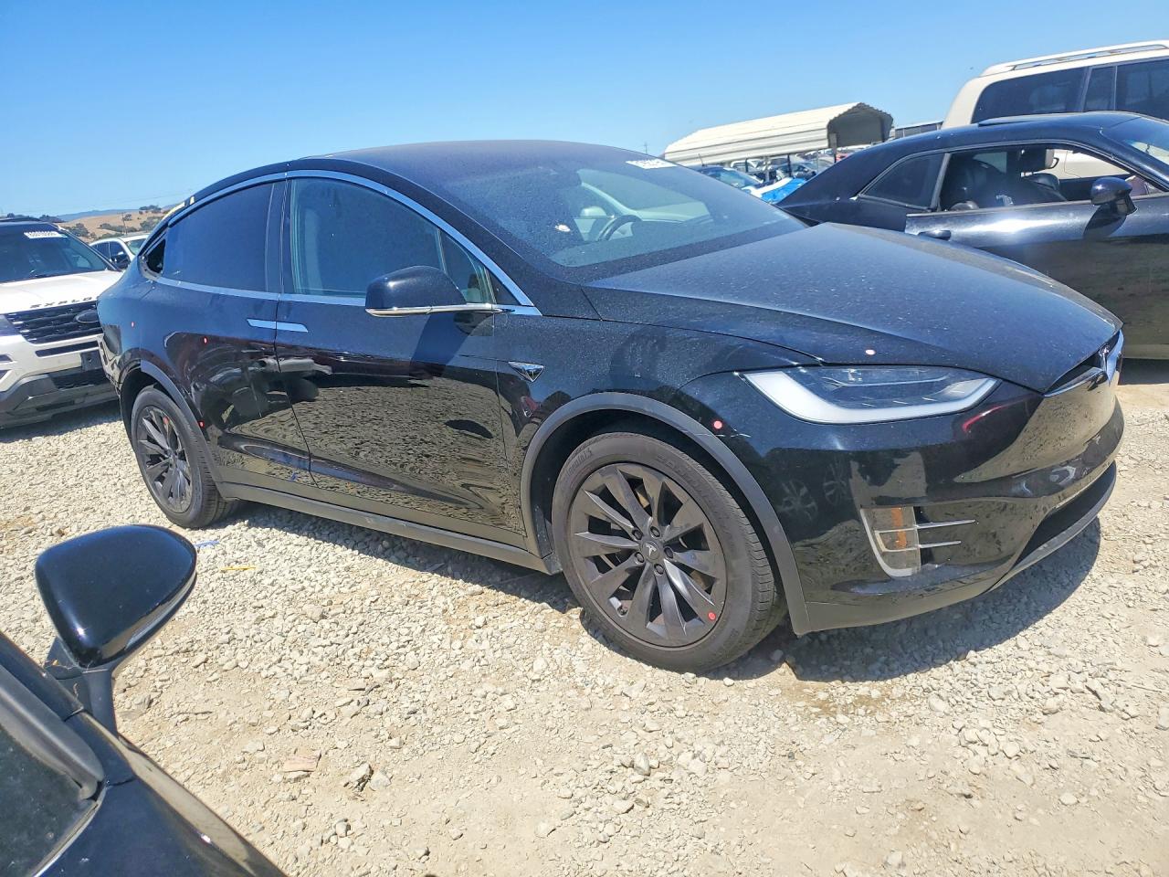 5YJXCAE29JF142761 · 2018 TESLA MODEL X · 4/13