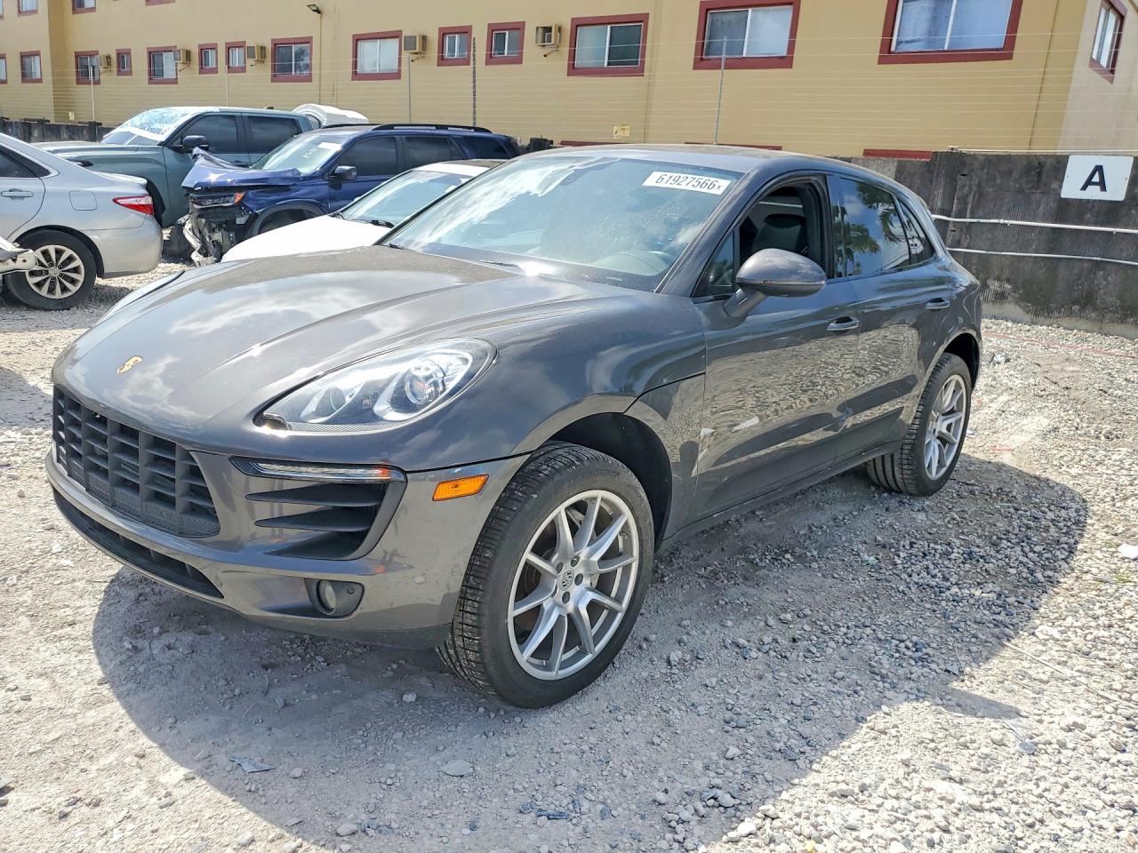 WP1AB2A55GLB40847 · 2016 PORSCHE MACAN