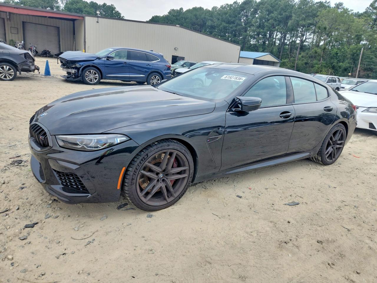 2024 BMW M8