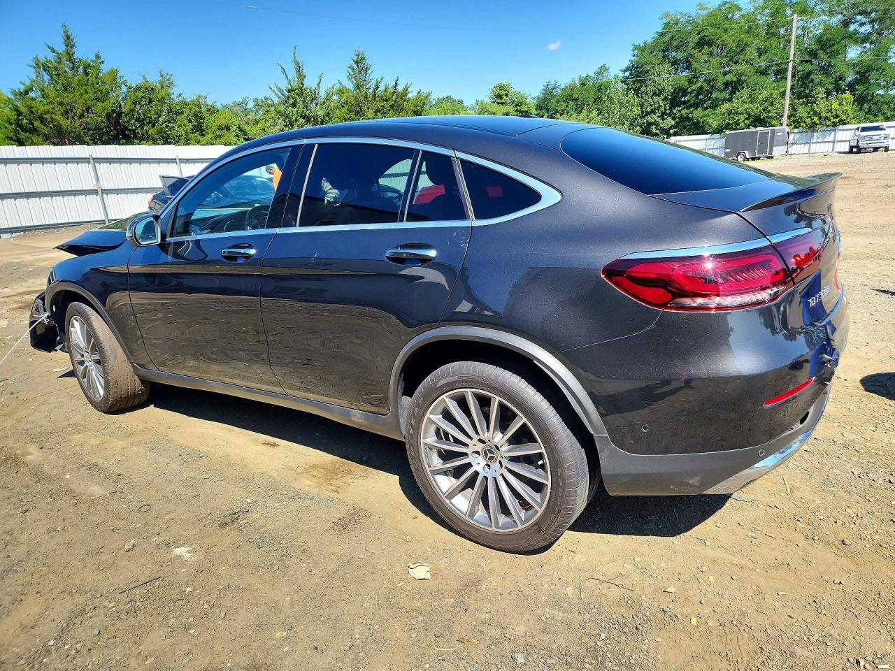 W1N0J8EB0MF892820 · 2021 MERCEDES-BENZ GLC COUPE · 2/13
