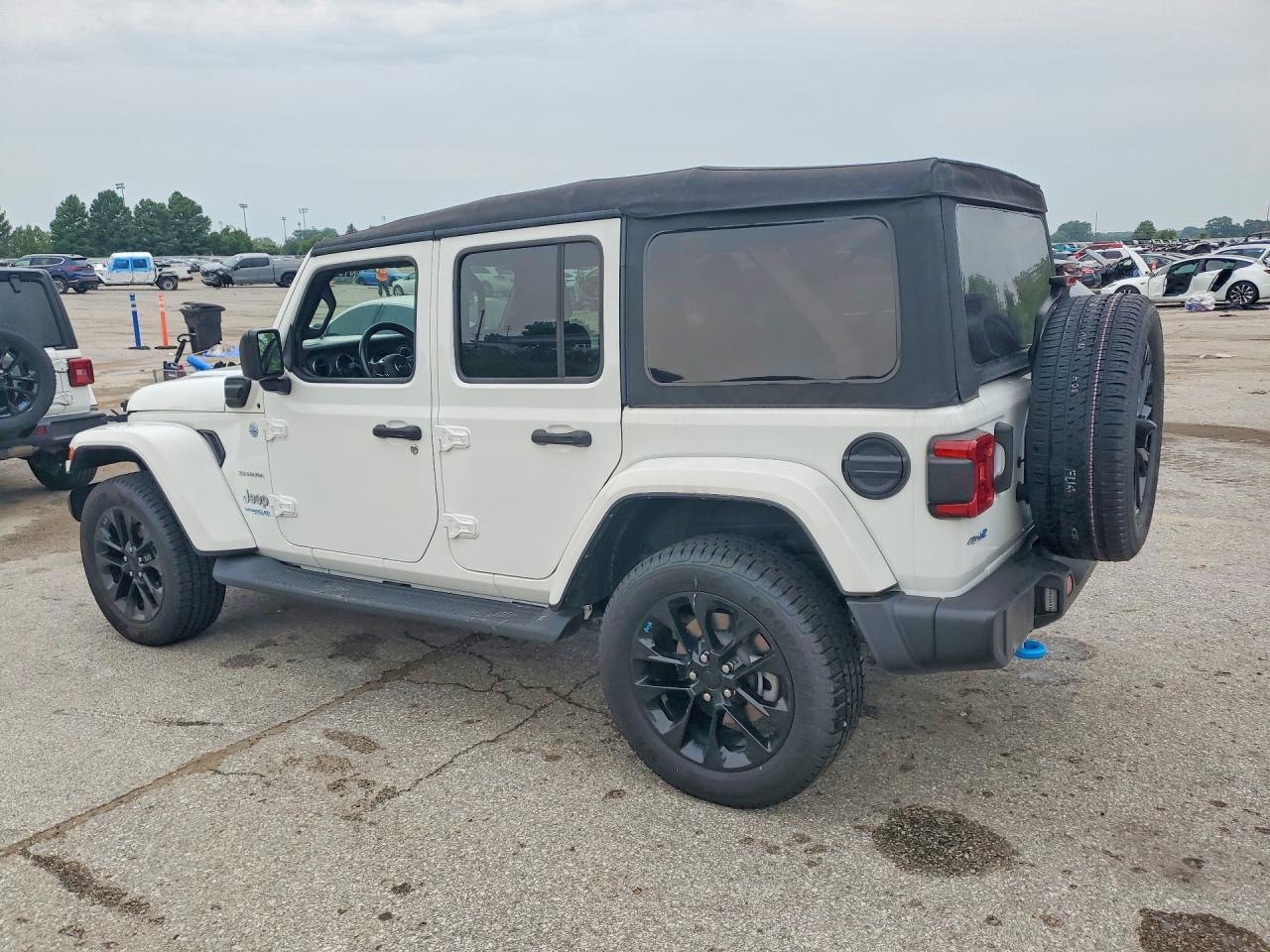 1C4JJXP61NW278091 · 2022 JEEP WRANGLER UNLIMITED · 2/12