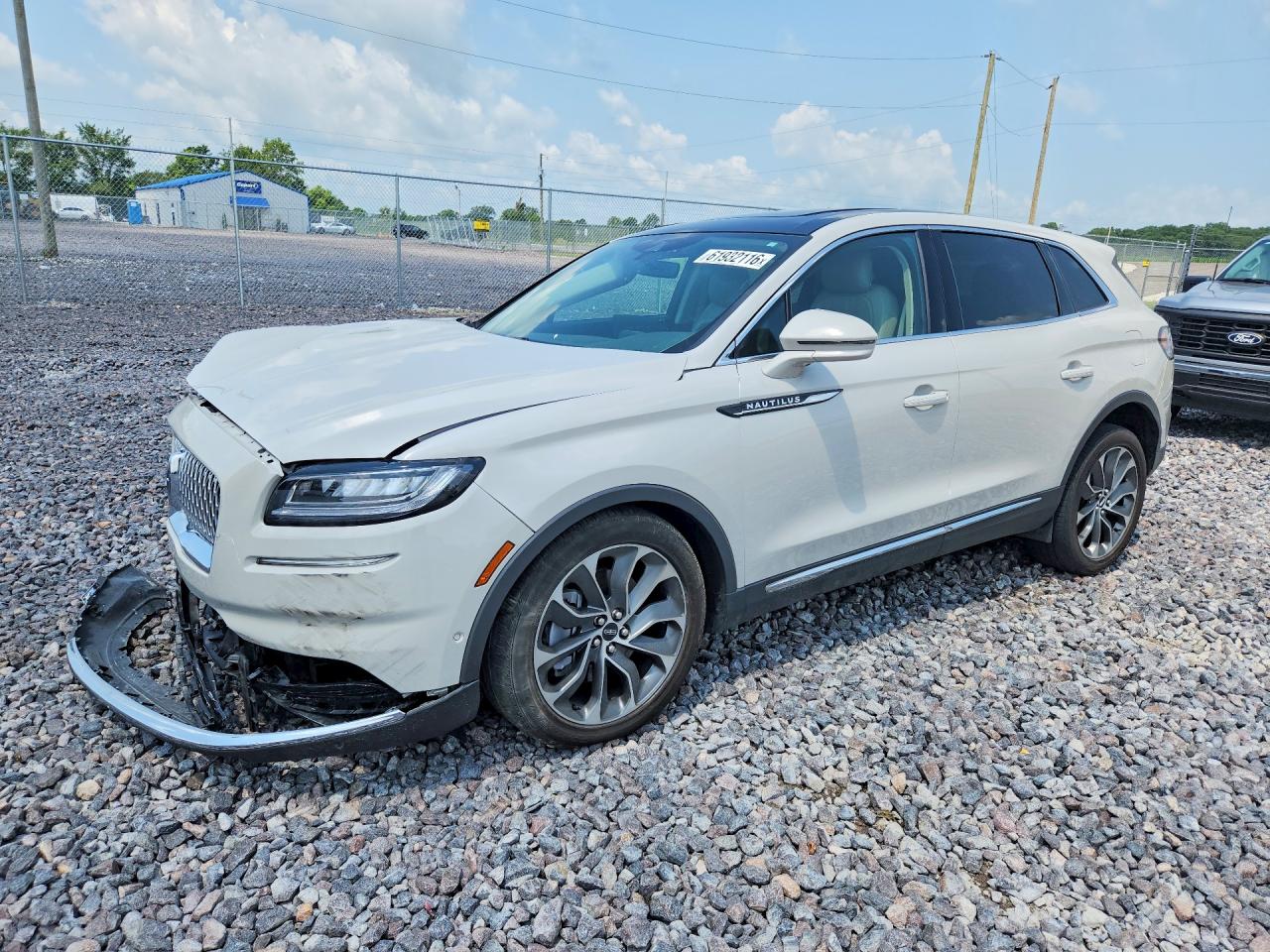 2LMPJ8KP6NBL03679 · 2022 LINCOLN NAUTILUS