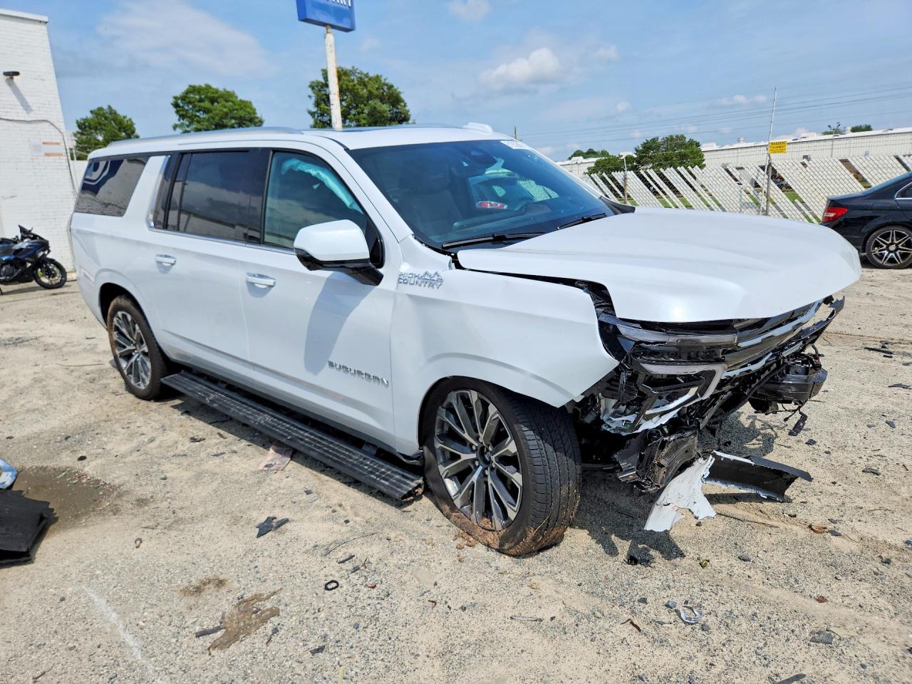 1GNS6GKL7TR248020 · 2026 CHEVROLET SUBURBAN · 4/14