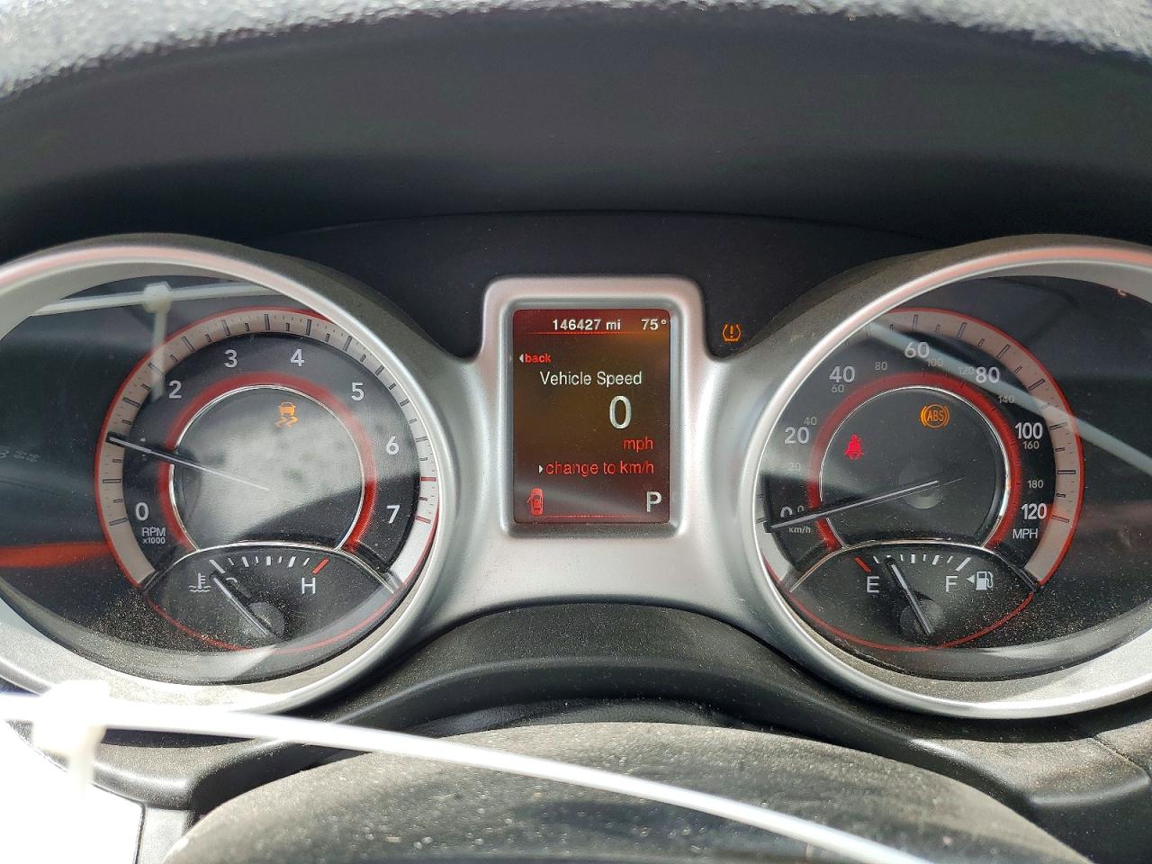 3C4PDCABXJT445595 · 2018 DODGE JOURNEY · 9/14