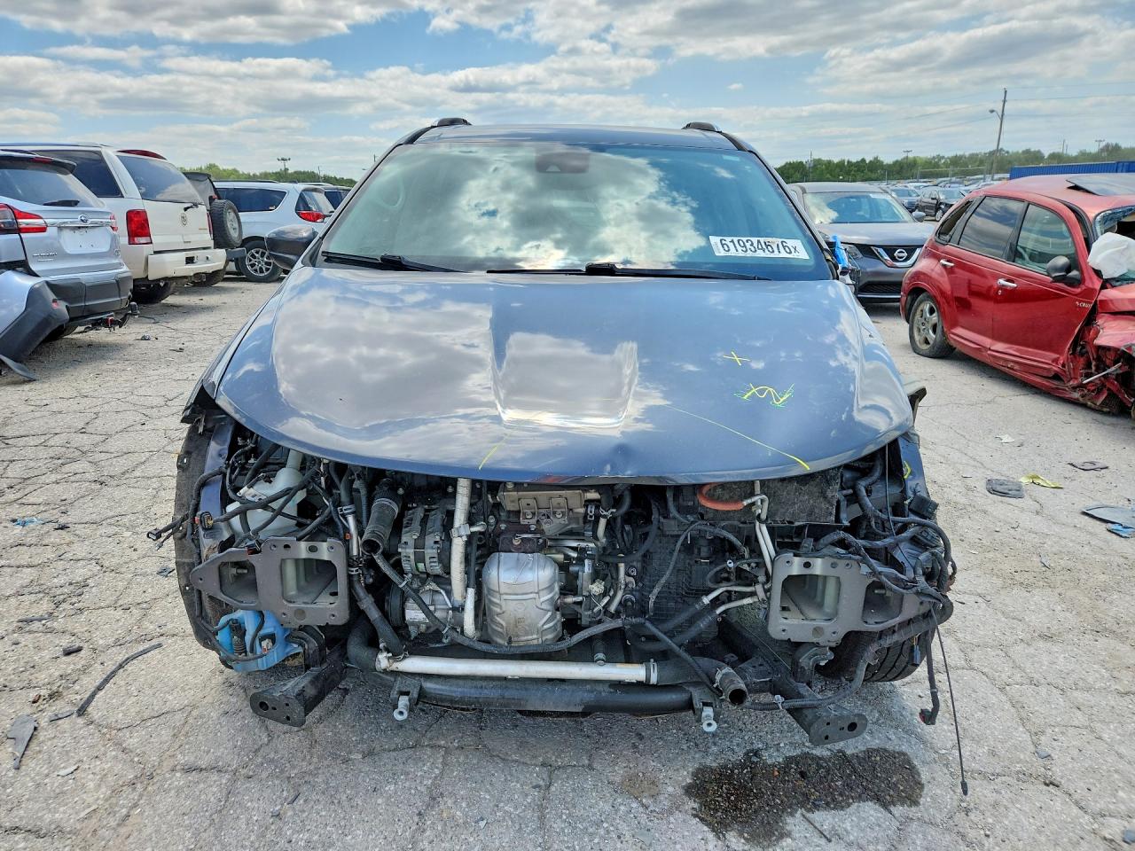 2C4RC1BG7JR113806 · 2018 CHRYSLER PACIFICA · 5/14