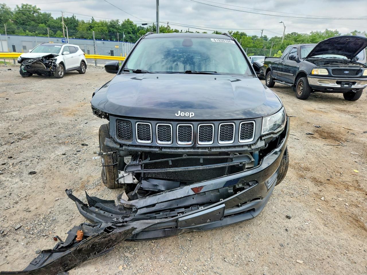 3C4NJDBB5KT653440 · 2019 JEEP COMPASS · 5/13