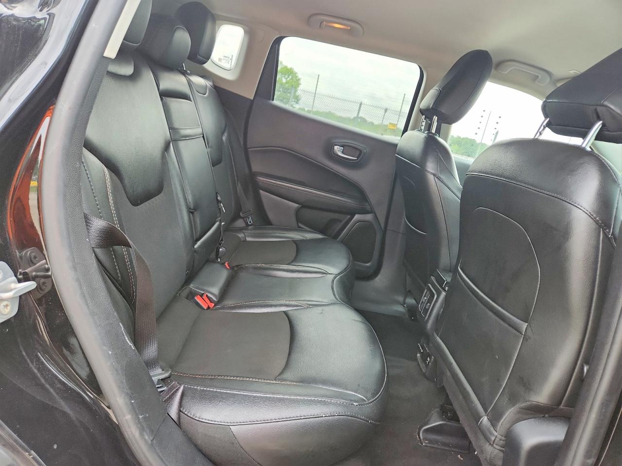 3C4NJDBB5KT653440 · 2019 JEEP COMPASS · 11/13