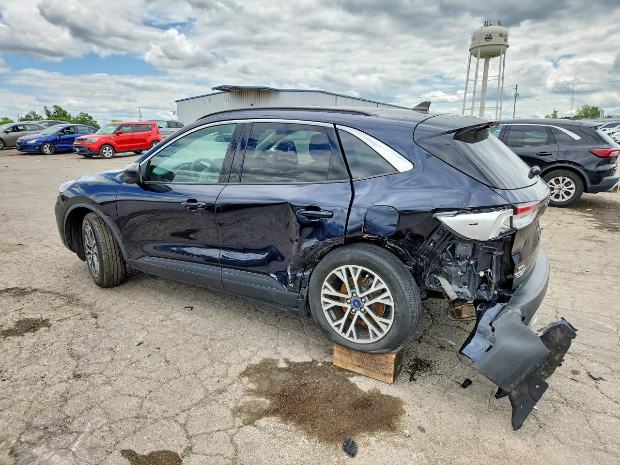 1FMCU0H69MUB36387 · 2021 FORD ESCAPE · 2/13