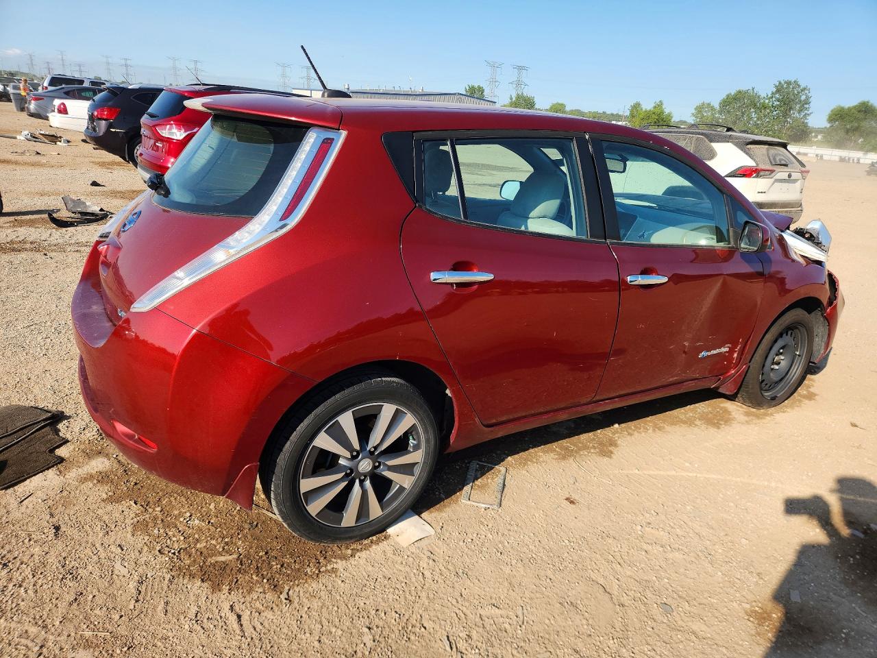 1N4AZ0CPXFC331703 · 2015 NISSAN LEAF · 3/12
