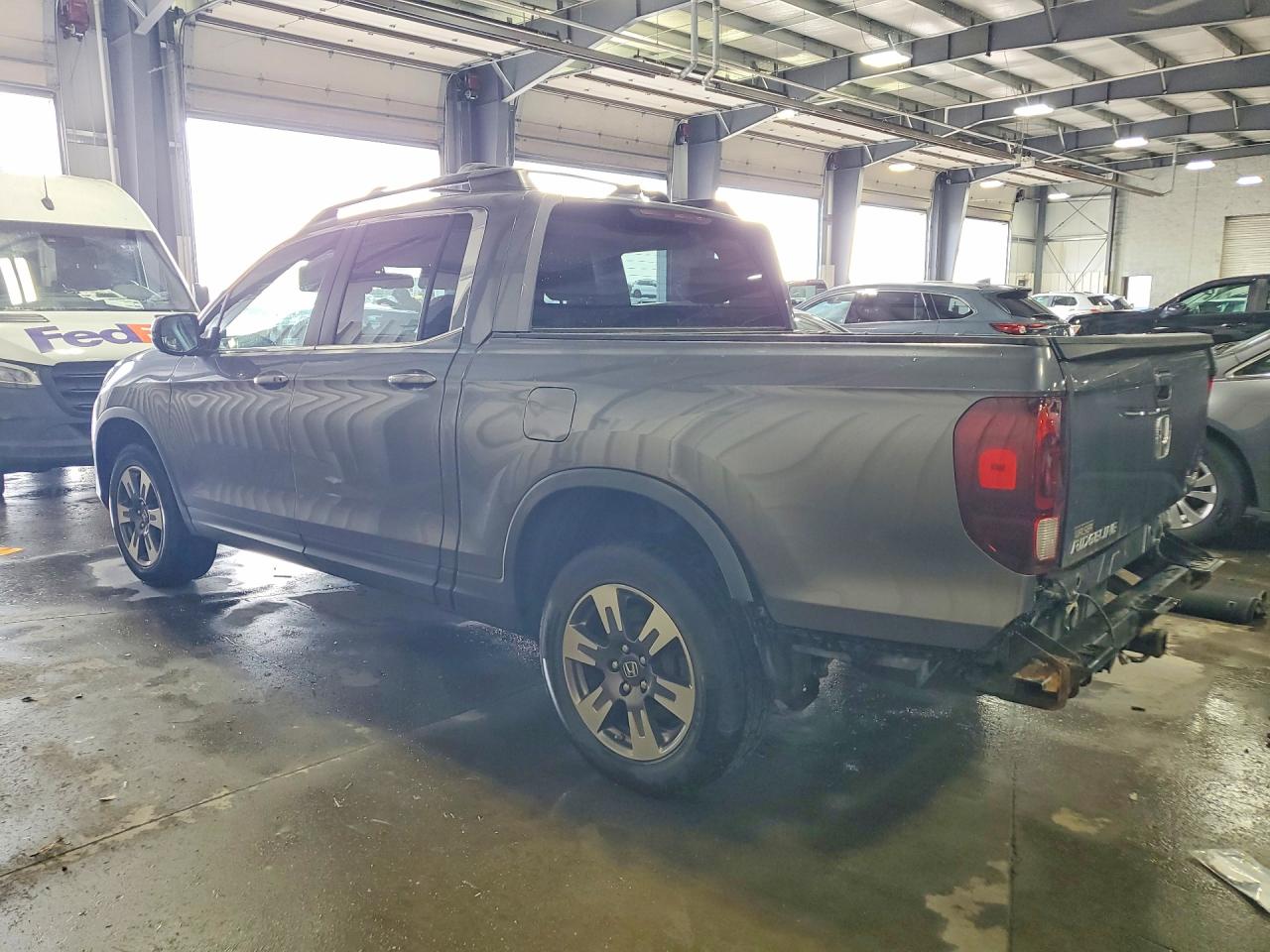 5FPYK3F67JB000744 · 2018 HONDA RIDGELINE · 2/13