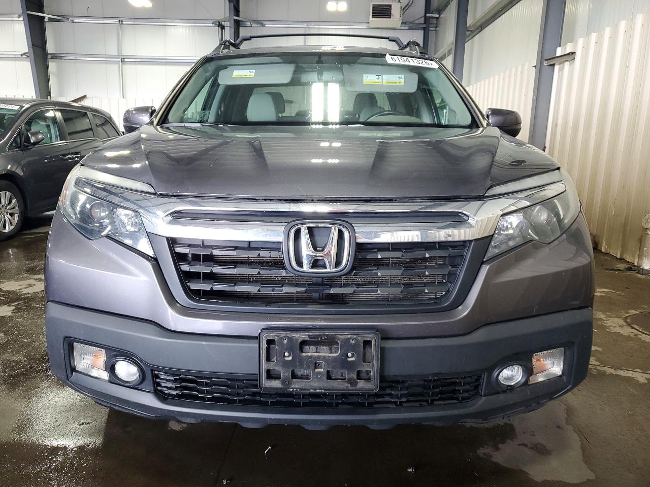 5FPYK3F67JB000744 · 2018 HONDA RIDGELINE · 5/13