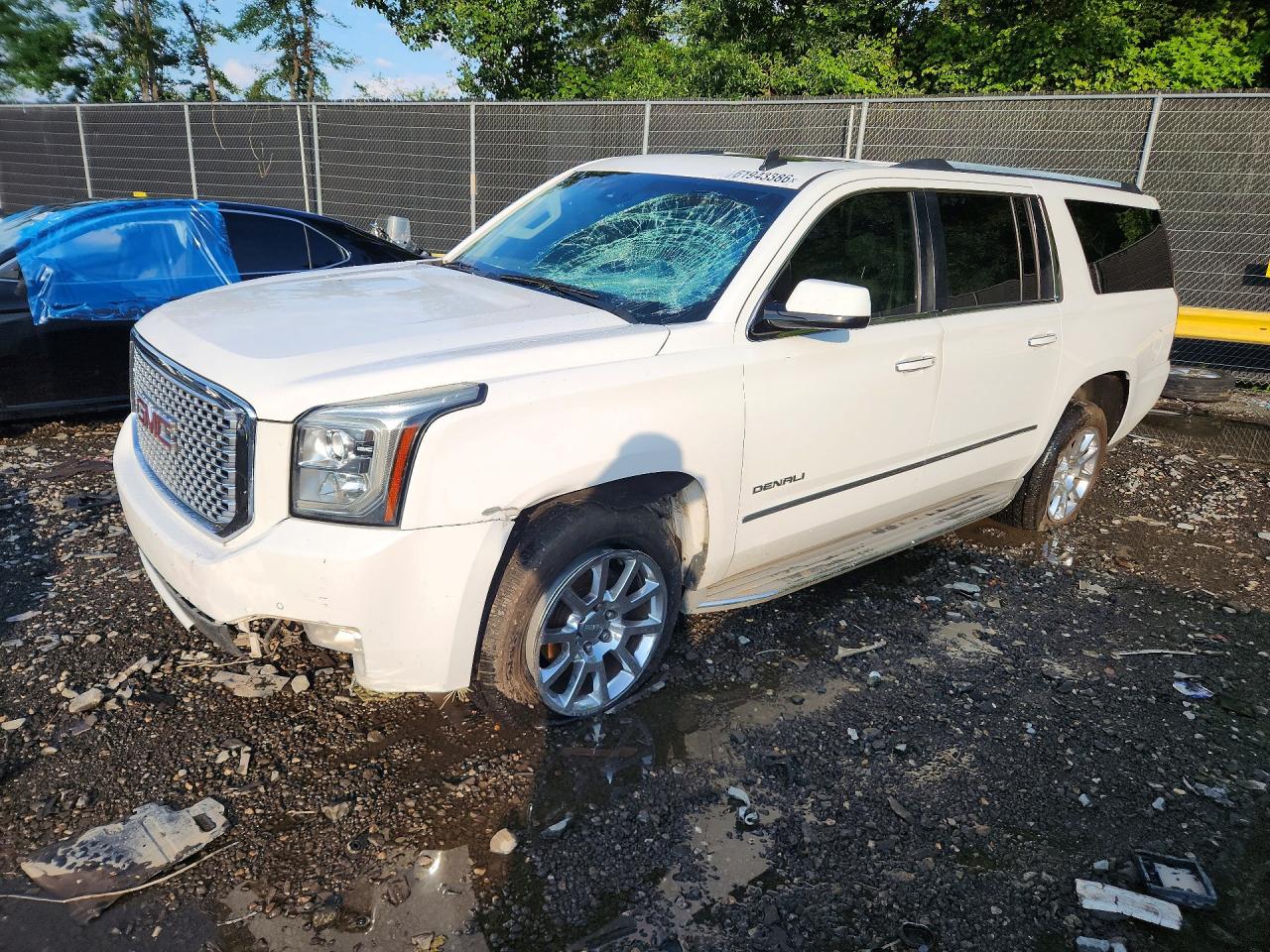 1GKS1JKJ8FR164056 · 2015 GMC YUKON XL