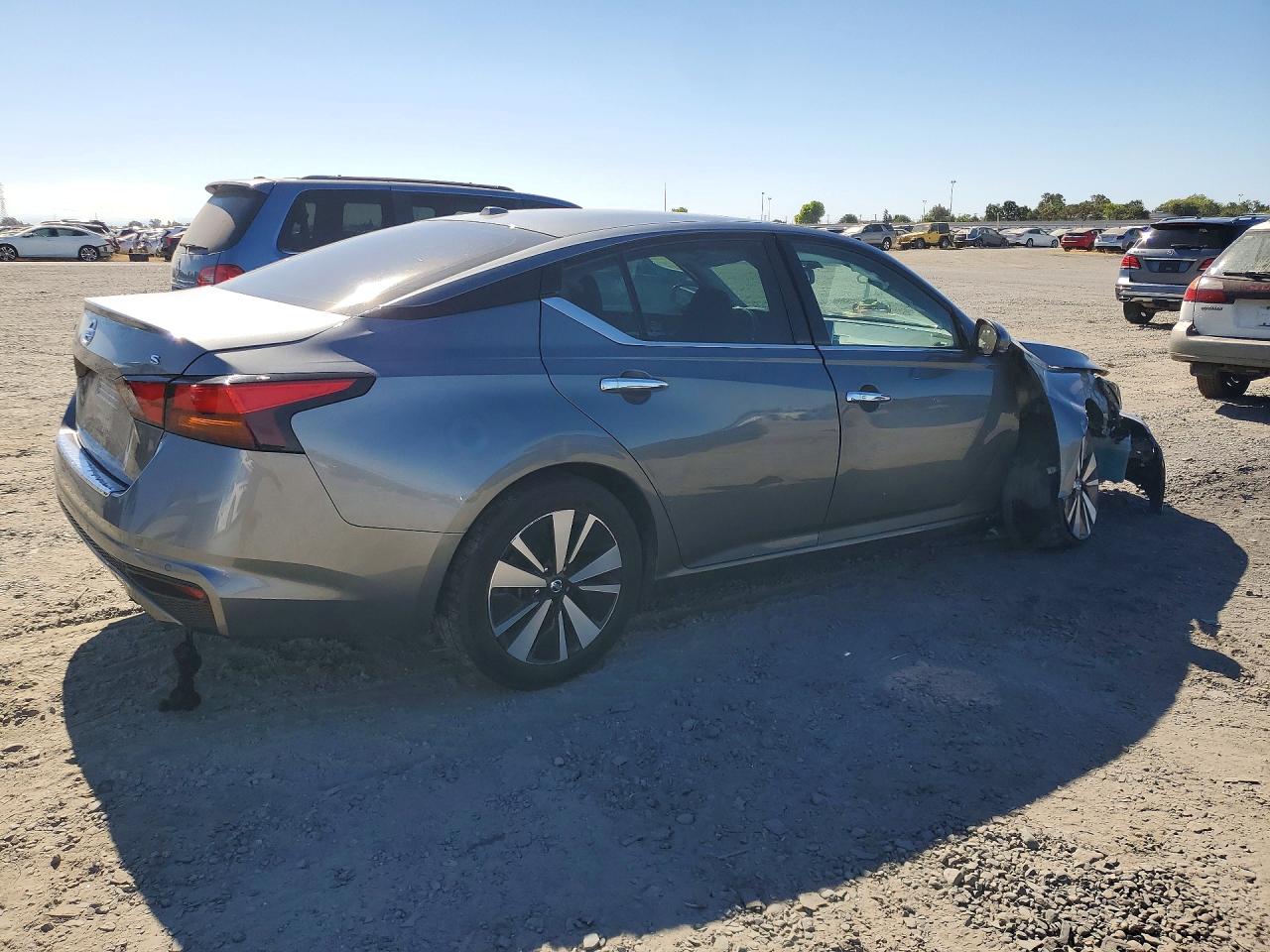 1N4BL4DV0LC132360 · 2020 NISSAN ALTIMA · 3/12