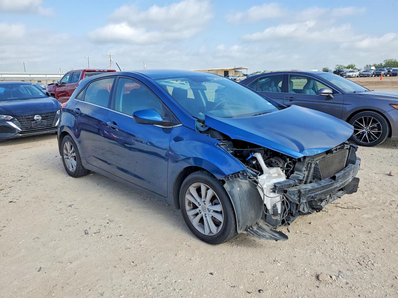 KMHD35LH9EU195017 · 2014 HYUNDAI ELANTRA GT · 4/13