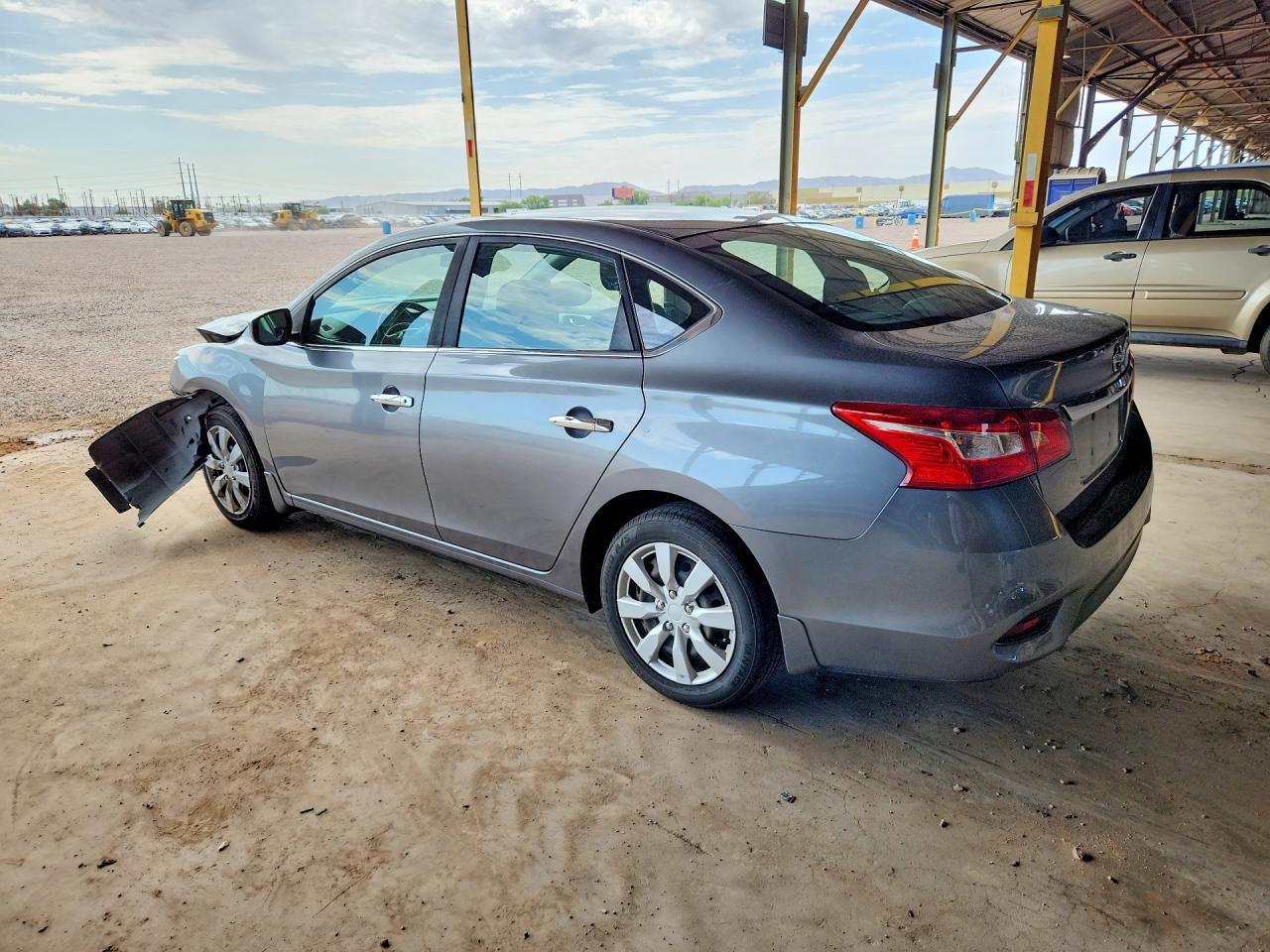 3N1AB7AP7GY313343 · 2016 NISSAN SENTRA · 2/13