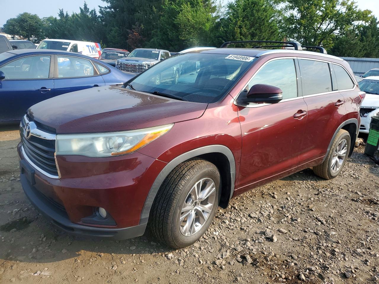 2015 TOYOTA HIGHLANDER