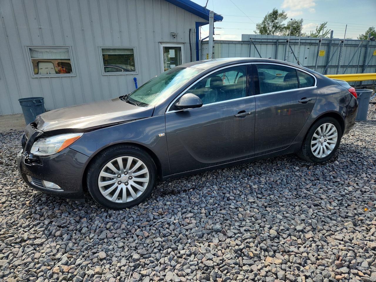 W04GV5EV8B1078132 · 2011 BUICK REGAL