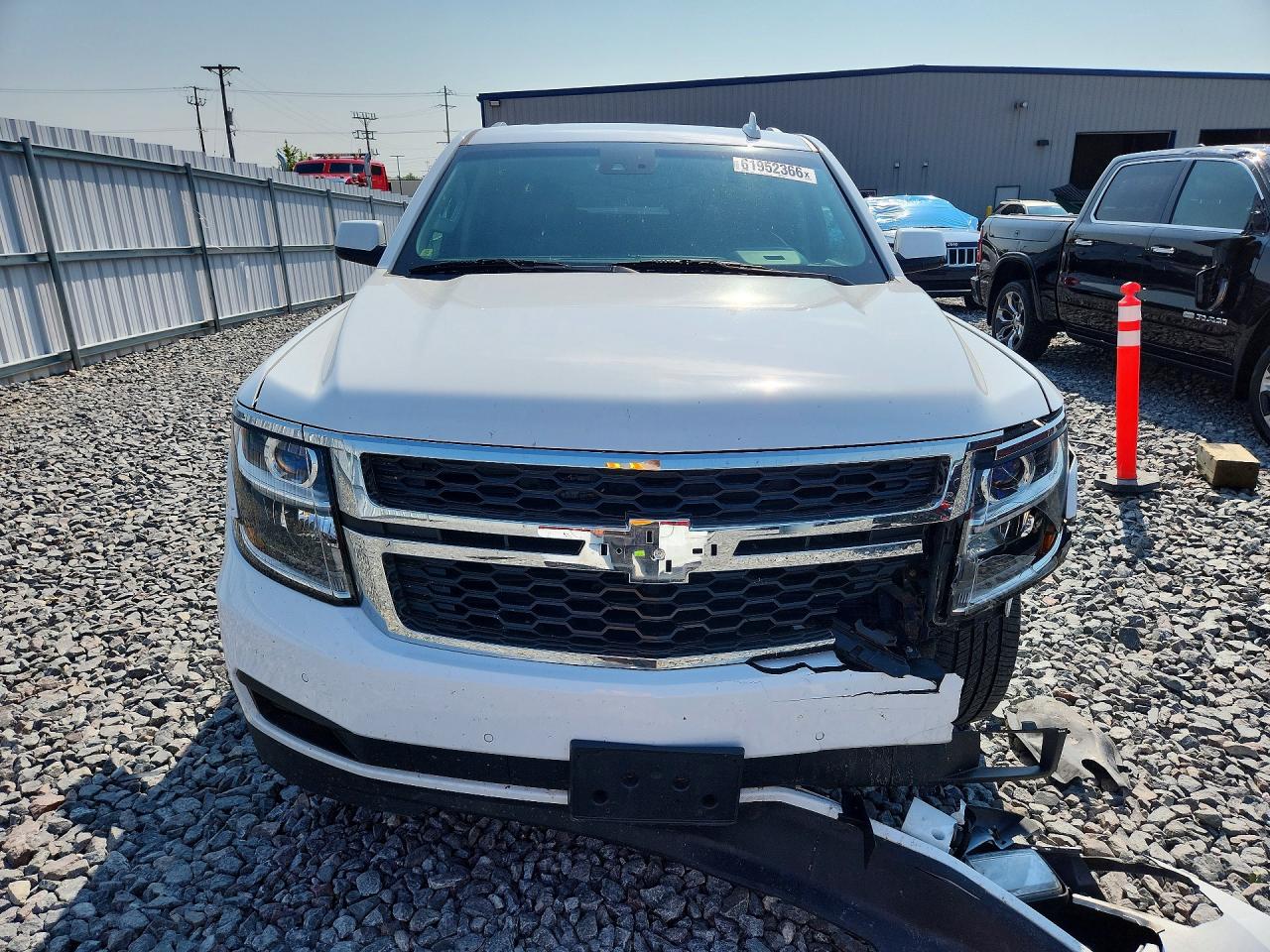 1GNSKHKC7HR271340 · 2017 CHEVROLET SUBURBAN · 5/14