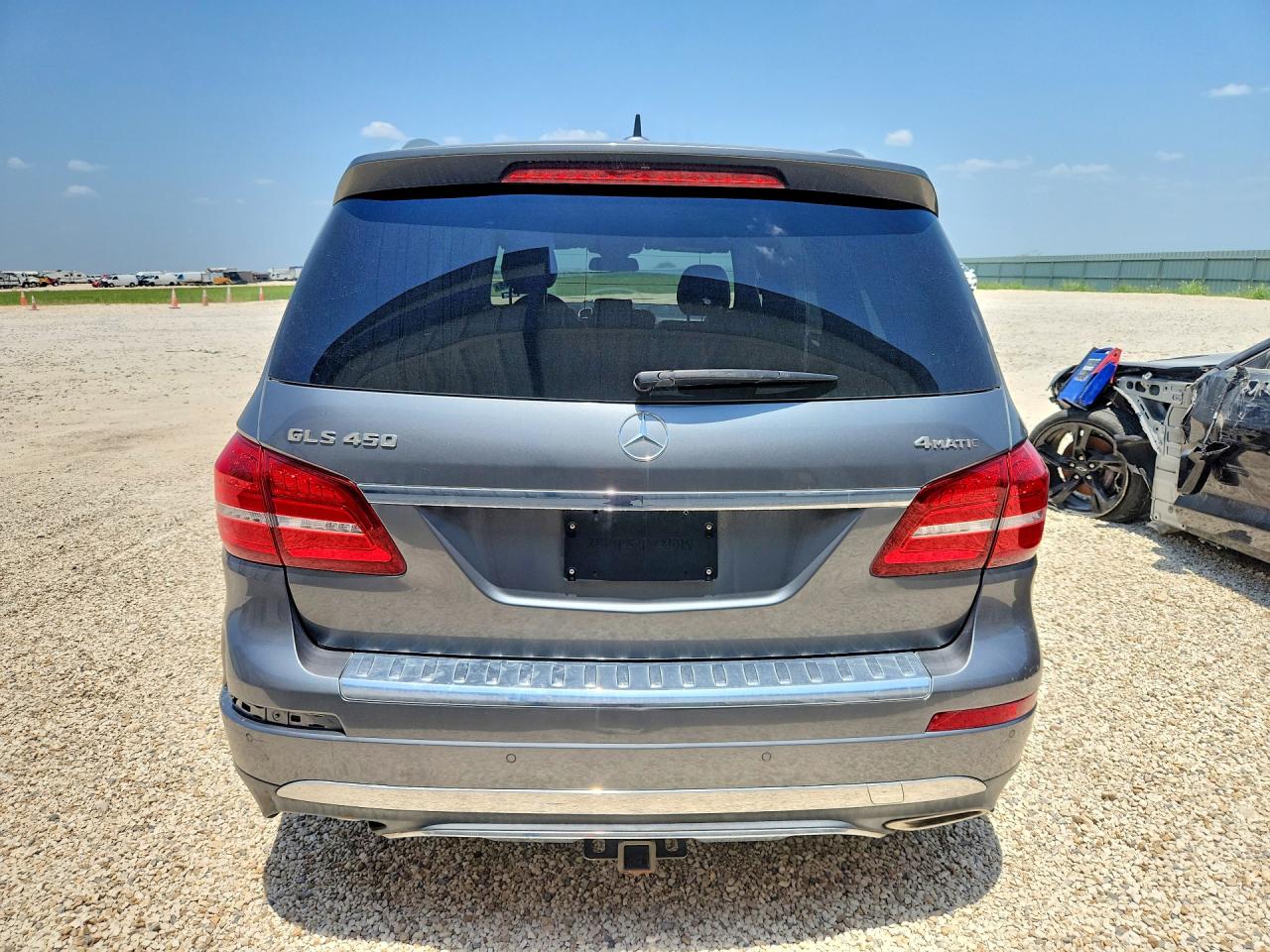 4JGDF6EE6HA981041 · 2017 MERCEDES-BENZ GLS · 6/13