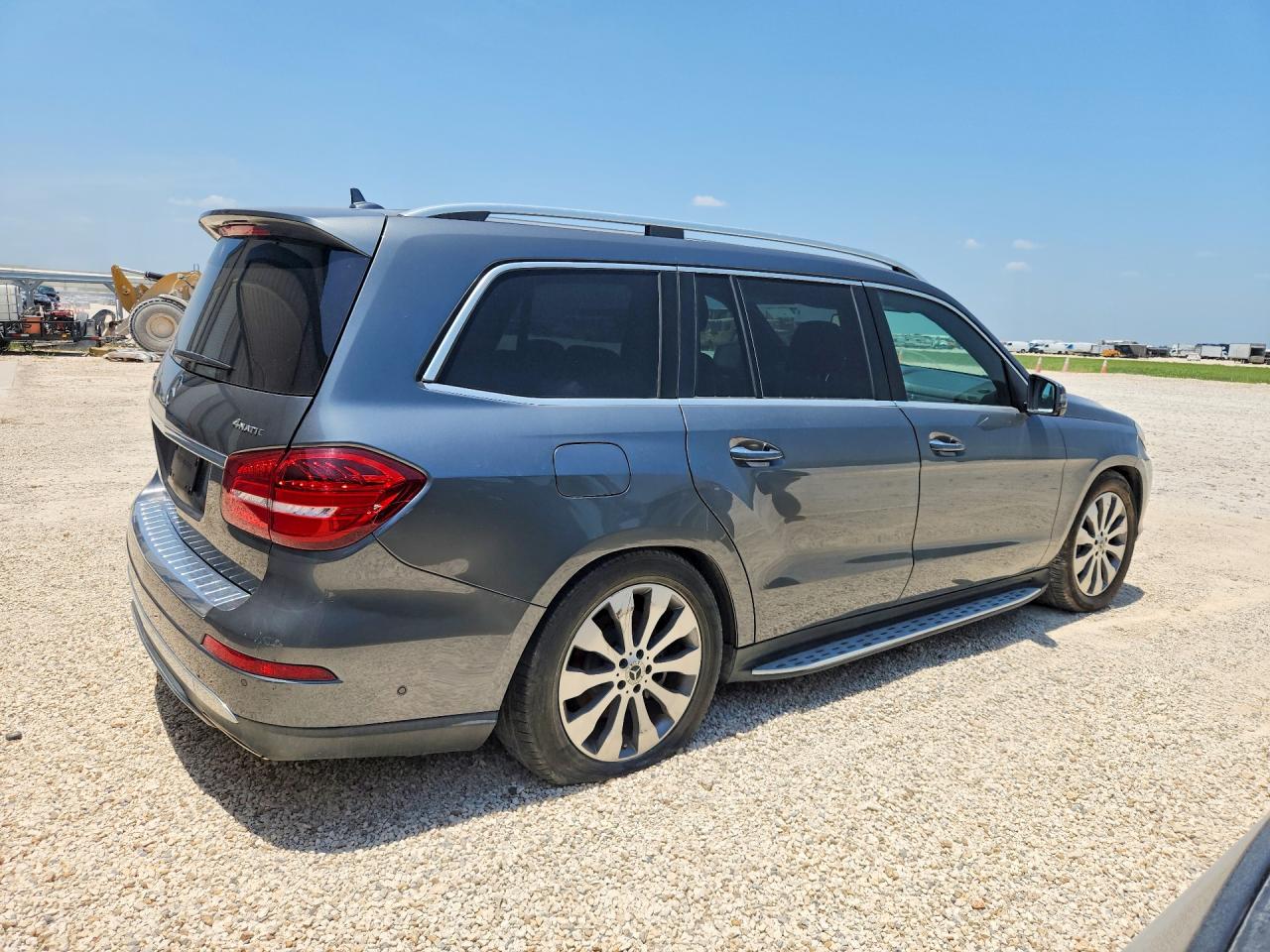 4JGDF6EE6HA981041 · 2017 MERCEDES-BENZ GLS · 3/13