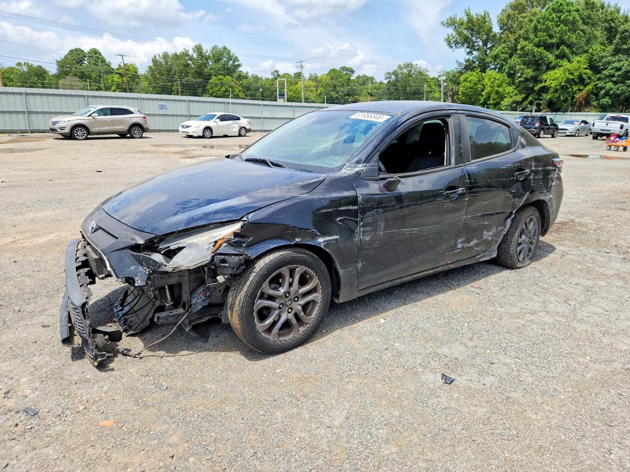 3MYDLBYV1KY507634 · 2019 TOYOTA YARIS