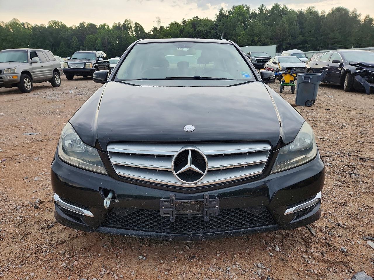 WDDGF8AB2DR279129 · 2013 MERCEDES-BENZ C · 5/12