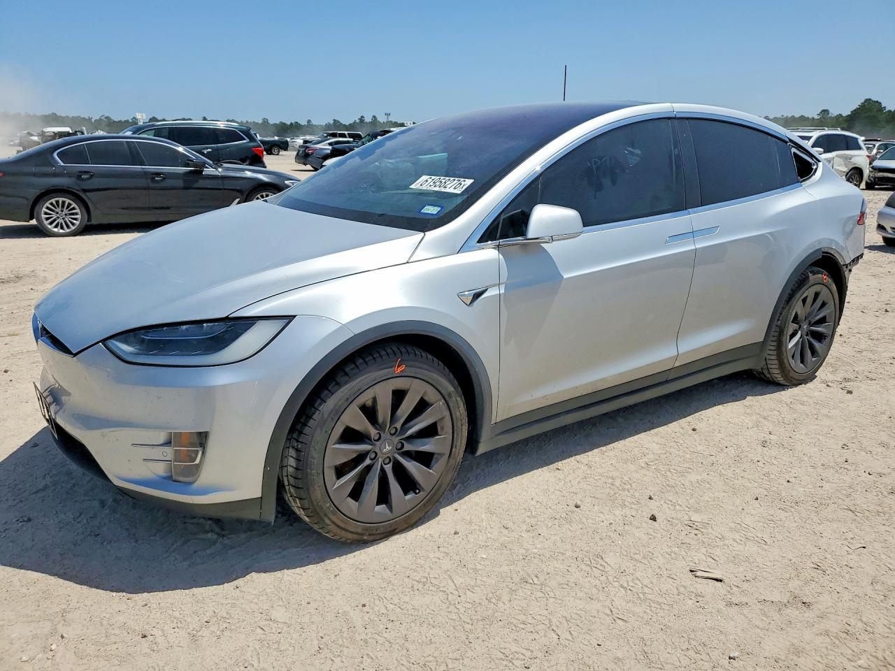 5YJXCDE21JF092083 · 2018 TESLA MODEL X