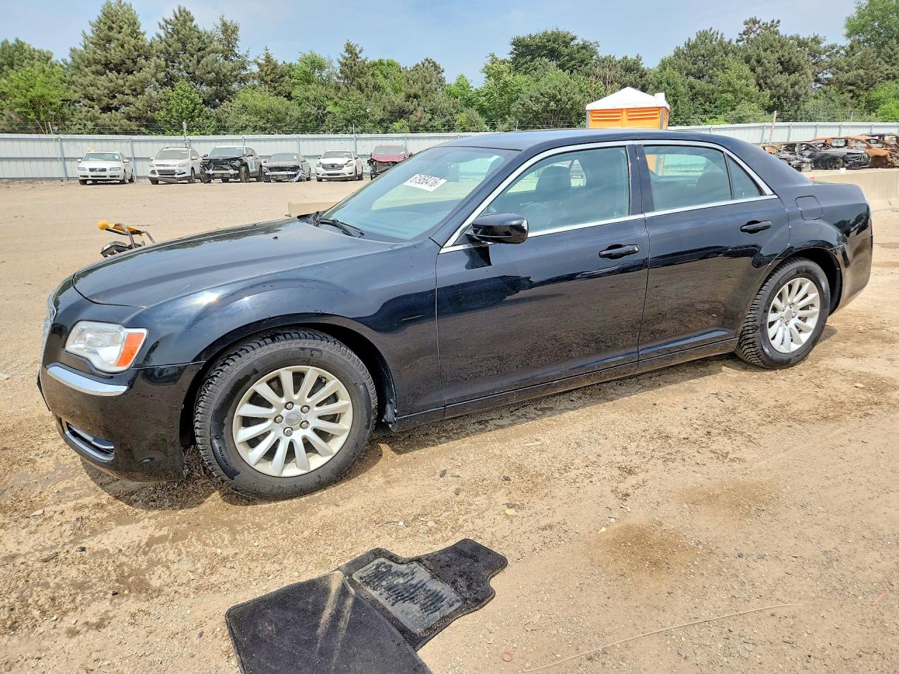 2C3CCAAG0DH528892 · 2013 CHRYSLER 300