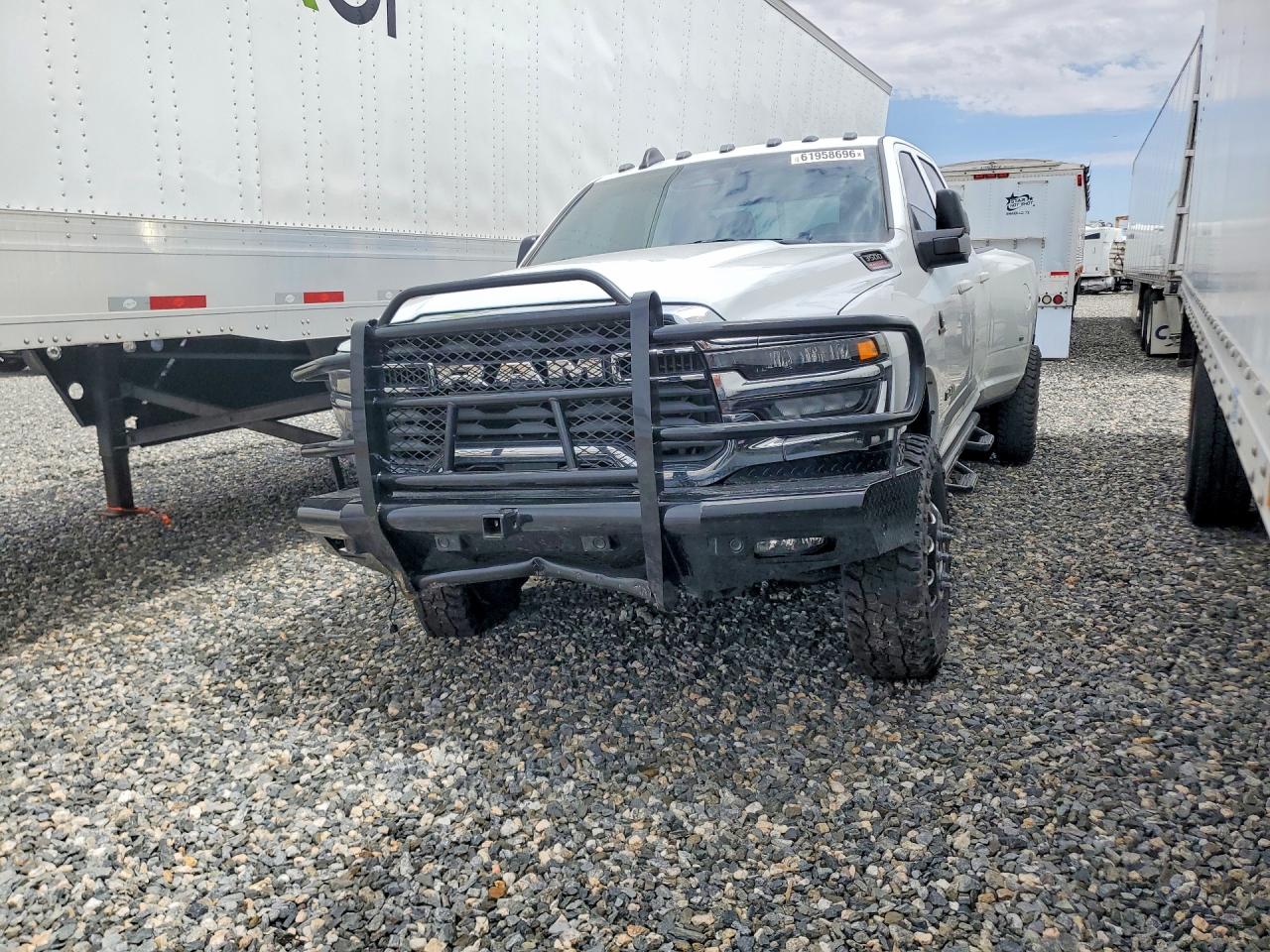 3C63RRGLXSG550030 · 2025 RAM 3500