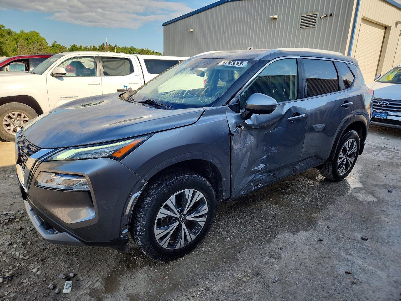 JN8BT3BB1NW336426 · 2022 NISSAN ROGUE