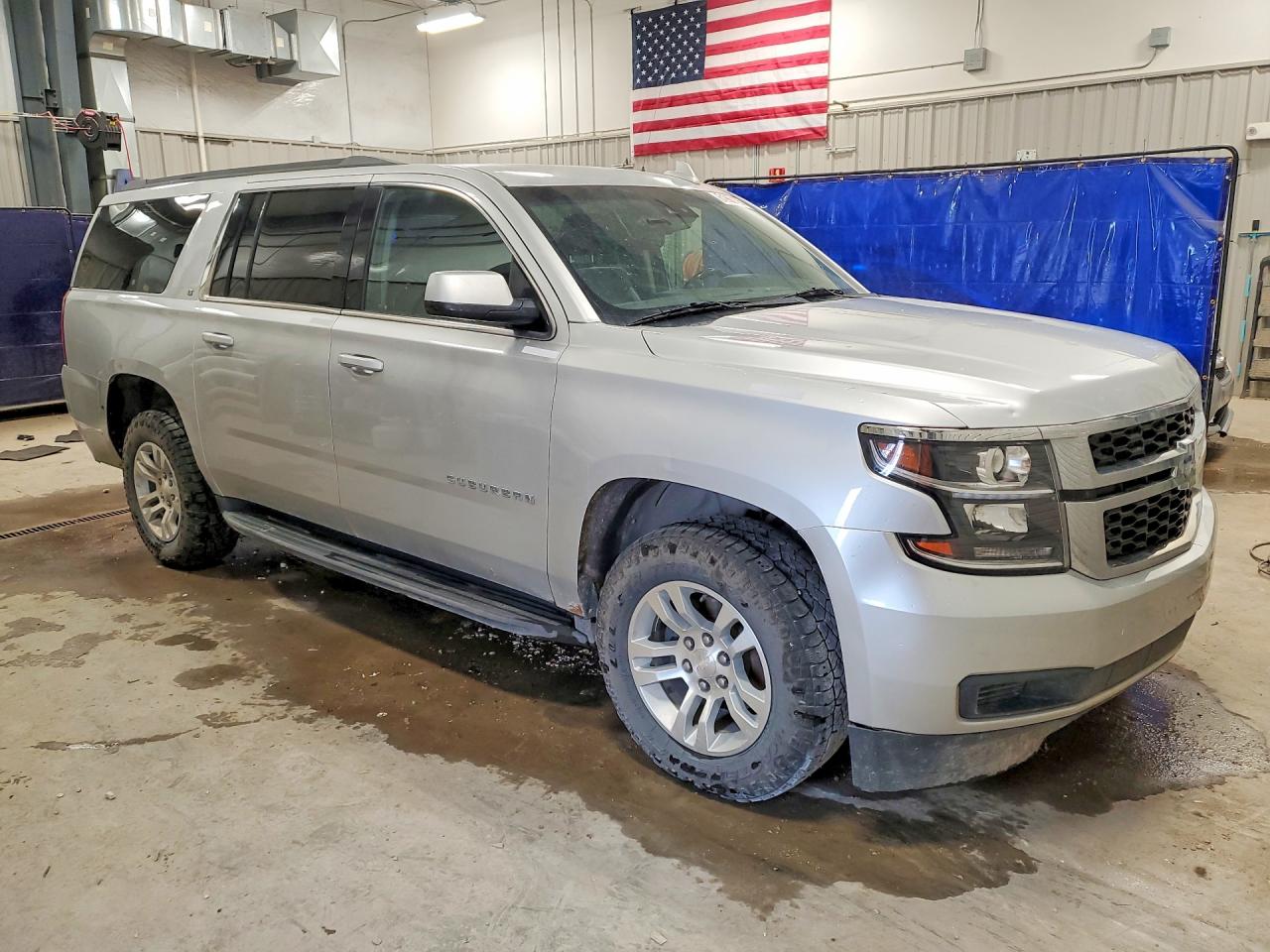 1GNSKHKC2LR284425 · 2020 CHEVROLET SUBURBAN · 4/14