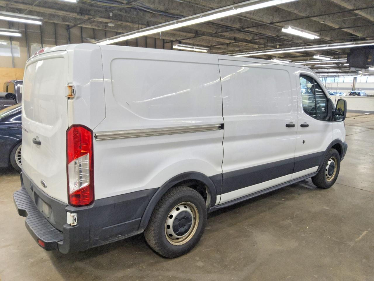 1FTYE1YM3KKA08943 · 2019 FORD TRANSIT · 3/13