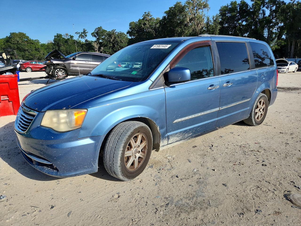 2A4RR5DG9BR782397 · 2011 CHRYSLER TOWN & COUNTRY