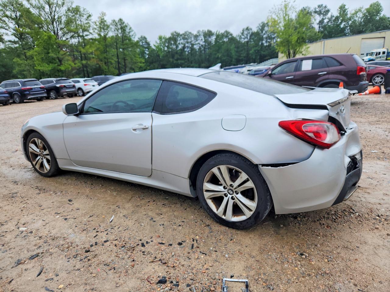 KMHHT6KDXAU038807 · 2010 HYUNDAI GENESIS COUPE · 2/12