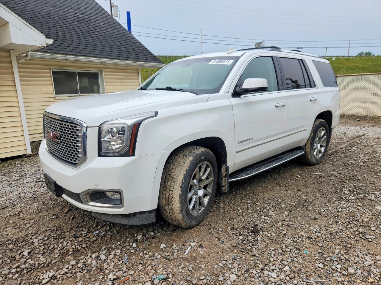 1GKS2CKJXHR279592 · 2017 GMC YUKON