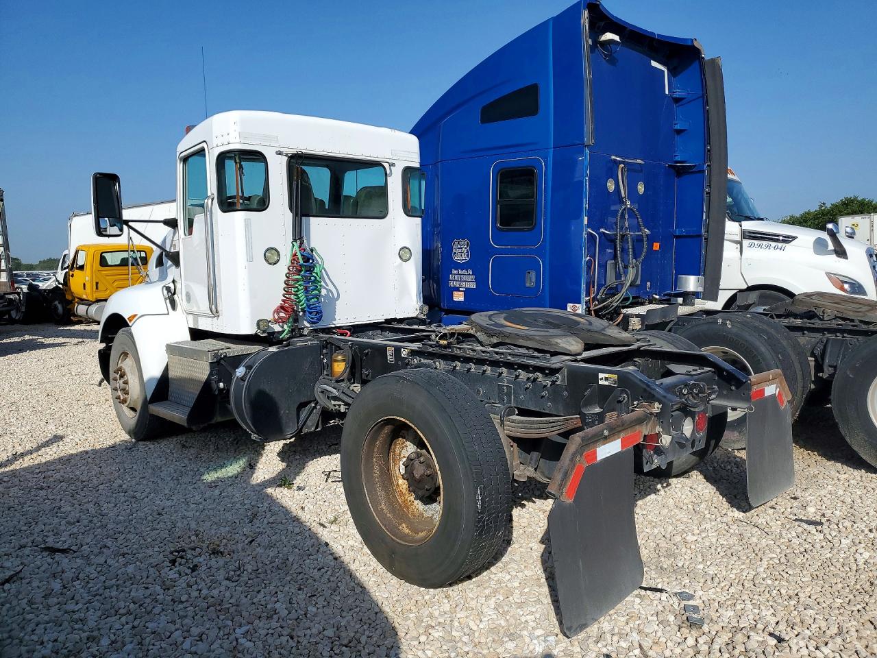 2XKHAJ7X3FM462674 · 2015 KENWORTH T370 · 2/12