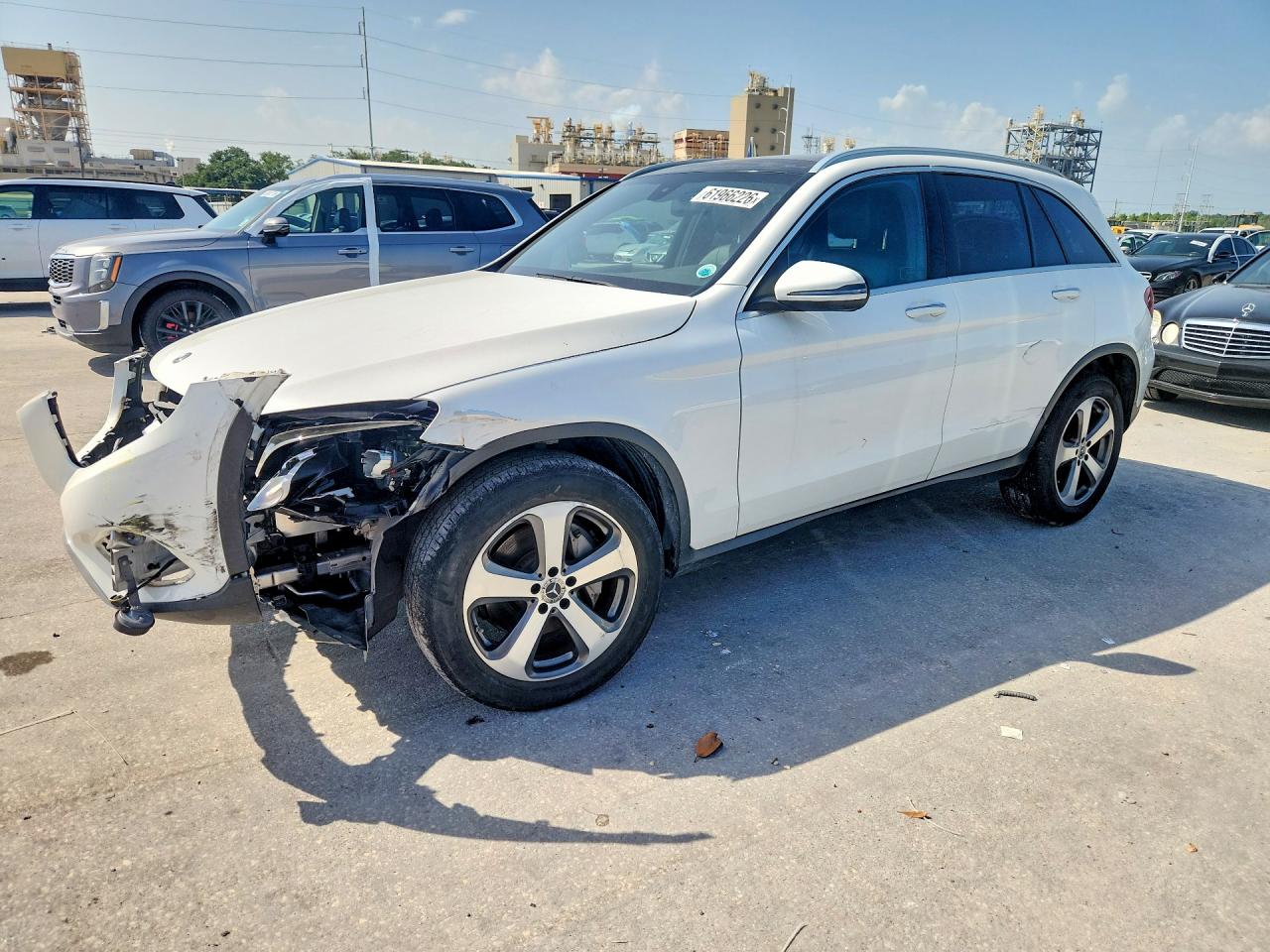 WDC0G4JB9KF592415 · 2019 MERCEDES-BENZ GLC