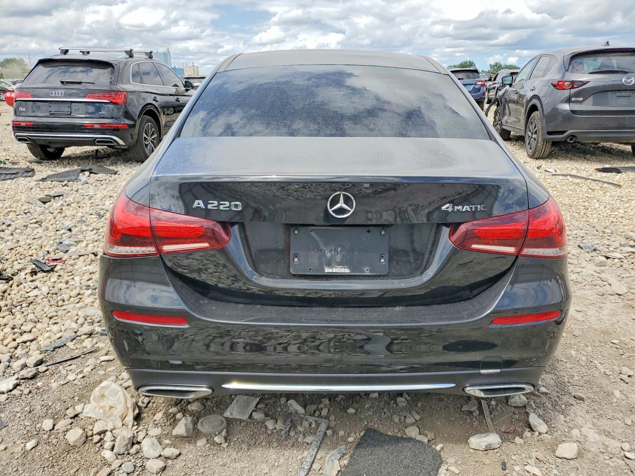 WDD3G4FB0KW002202 · 2019 MERCEDES-BENZ A · 6/12