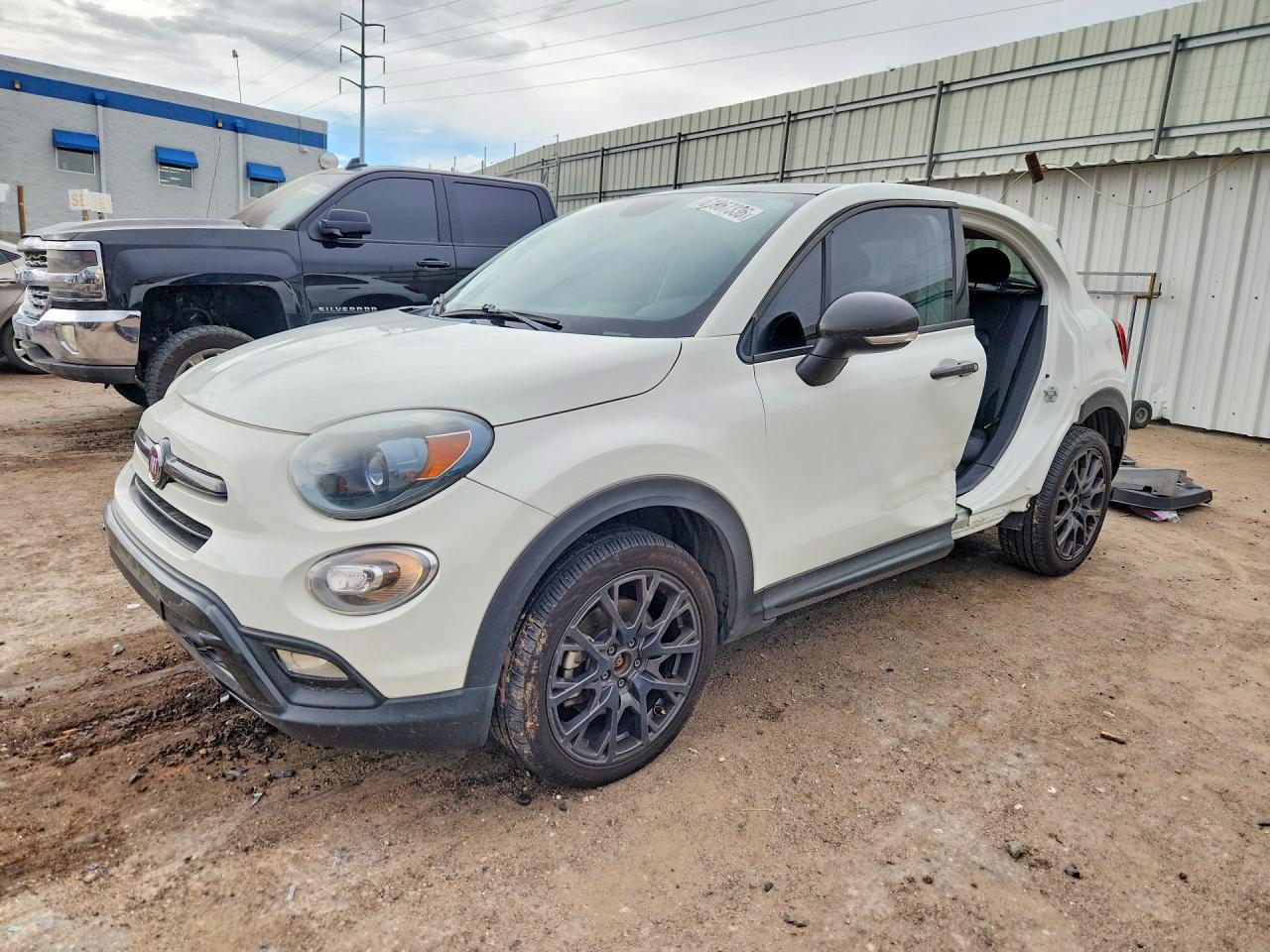 ZFBCFXCB9JP650250 · 2018 FIAT 500X