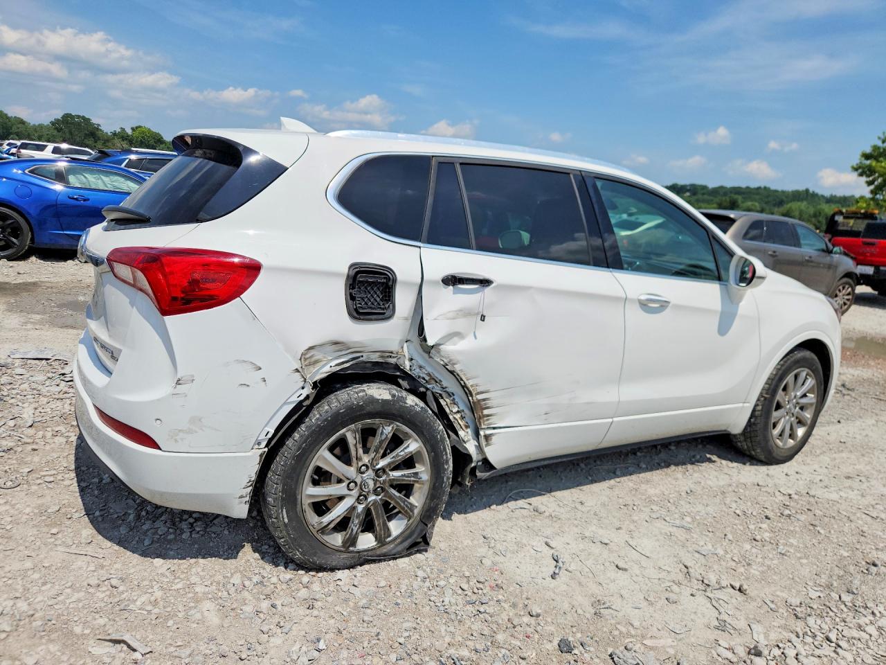 LRBFX2SA3KD007039 · 2019 BUICK ENVISION · 3/13