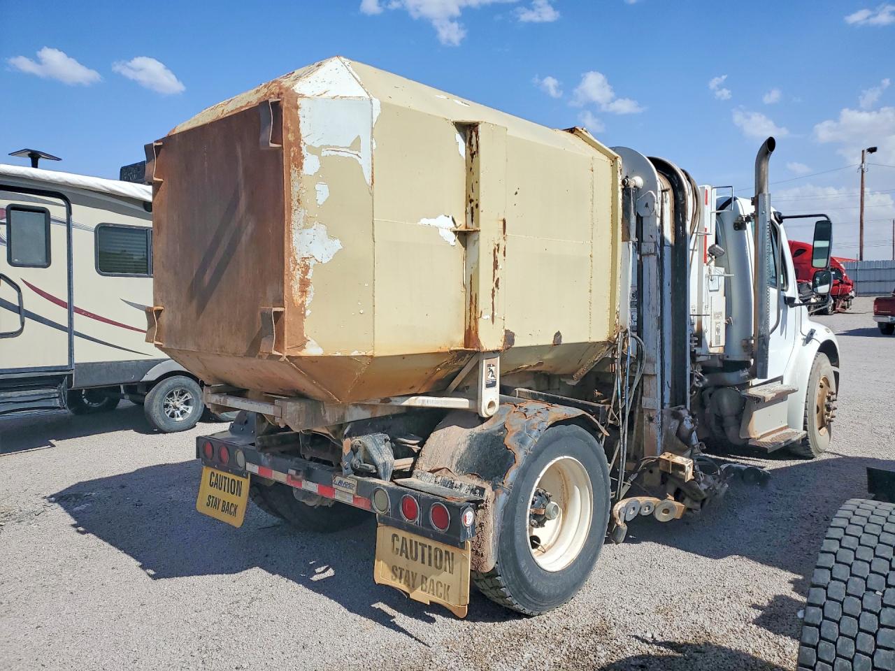 1FVACXDT1GHHB4937 · 2016 FREIGHTLINER M2 · 3/13