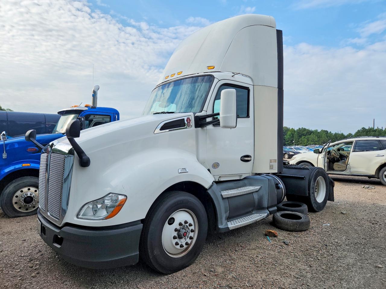 1XKYA48X0JJ204290 · 2018 KENWORTH T680