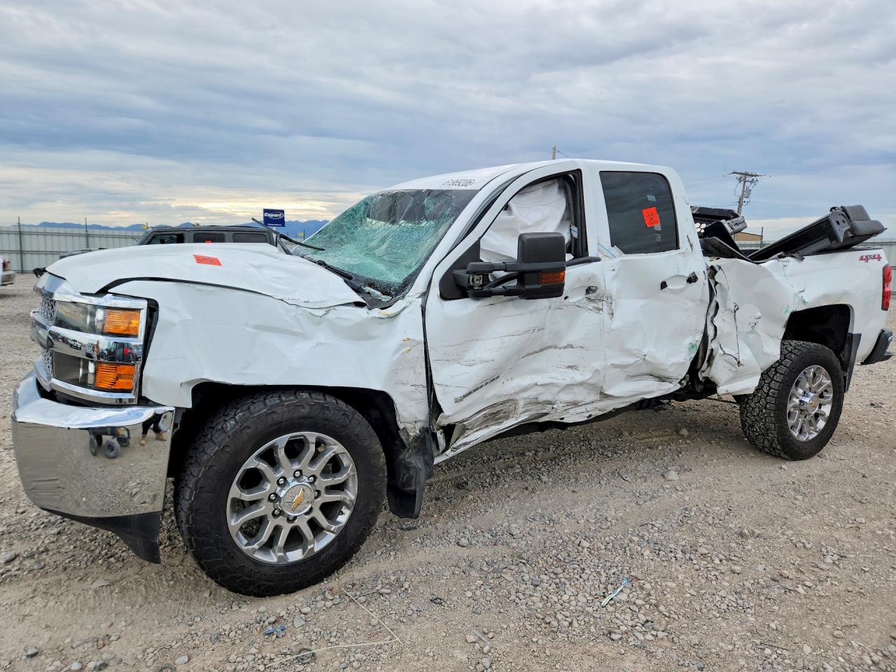 2GC2KREG2K1240025 · 2019 CHEVROLET SILVERADO
