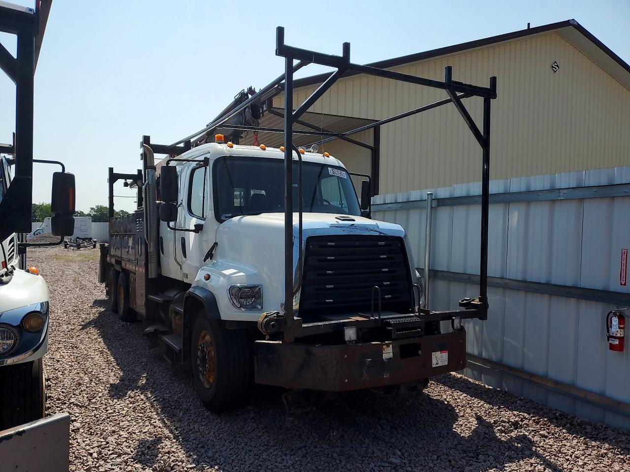 1FVHG5BS8CHBW1784 · 2012 FREIGHTLINER 108SD · 4/13